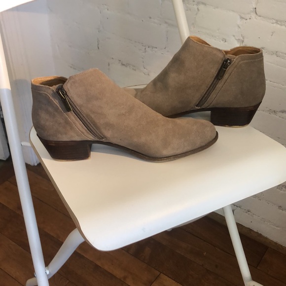 Lucky Brand Ferolia Beige Suede Booties Size 10/European 42 - Picture 4 of 13